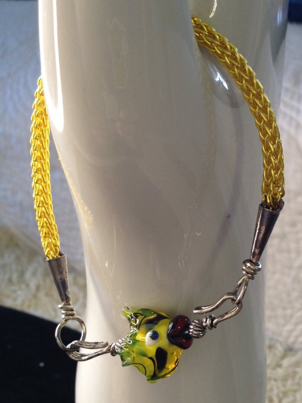 VTG 80/90's Yellow Blown Glass Fish Bracelet Fairycore Mermaidcore Beachcore